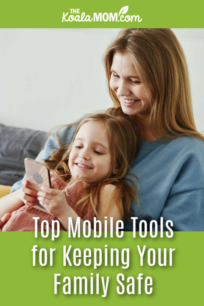 Top Mobile Tools for Keeping Your Family Safe while Traveling. Photo of smiling mom and daughter looking at cell phone together by Matilda Wormwood via Pexels.